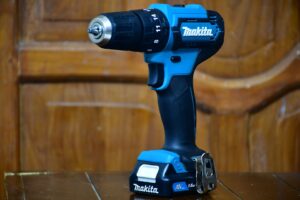 Read more about the article The Best Cordless Drills on the Market: A Detailed Review